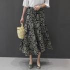 Banded-waist Pattern Maxi Skirt