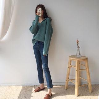 Open-placket Lightweight Sweater