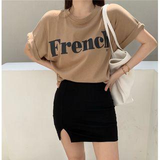 Short-sleeve Lettering T-shirt / Side-slit Mini Pencil Skirt