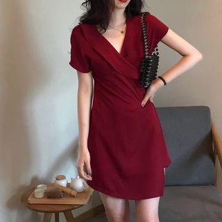 Ruffle Trim V-neck Short Sleeve Dress