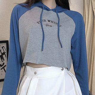 Long-sleeve Two-tone Lettering Cropped Sweatshirt