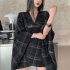 V-neck Plaid Loose-fit Cape