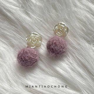 Bulb Flower Earring