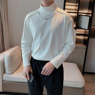 Mock Neck Chain-accent T-shirt