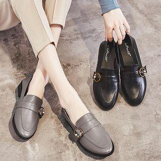 Round Buckled Low Heel Loafers