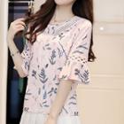 Printed Lace Panel Elbow-sleeve Top