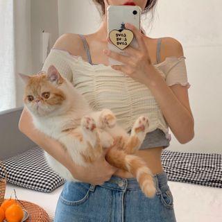 Set: Short-sleeve Crinkled T-shirt + Spaghetti Strap Top
