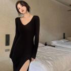 Side-slit Skinny Knit Midi Dress