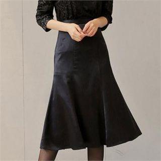Textured Midi Flare Skirt