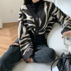 V-neck Zebra-print Cardigan