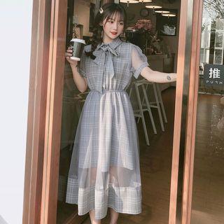 Short-sleeve Mesh Panel Plaid Midi Dress