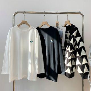 Long-sleeve Planet Embroidered T-shirt
