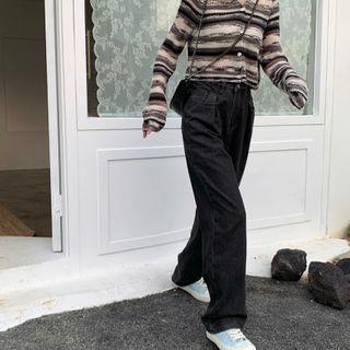 Straight-fit Jeans / Cardigan