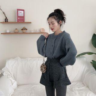 Long Sleeve Knit Cardigan / Knit Shorts