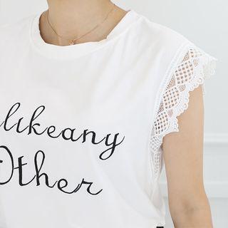 Cap-sleeve Crochet-trim Printed Top