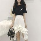 Short-sleeve Feather Embroidered T-shirt / Ruffle Trim Skirt