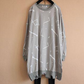 Loose-fit Serrated-trim Printed Long Top