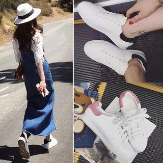 Contrast Heel Sneakers