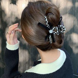 Chenille Acrylic Hair Clamp Black - One Size