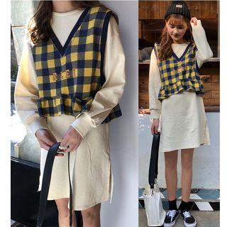 Plaid Cropped Vest / Long Sweatshirt