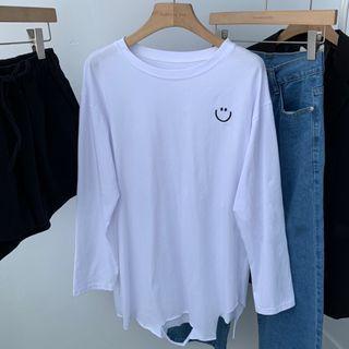 Smiley Face Embroidered Distressed Hem T-shirt White - One Size