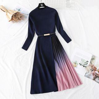 Gradient Pleated Panel Round Neck Knit Dress