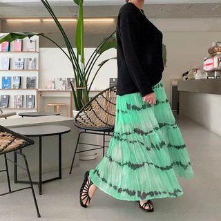 Tie-dye Crinkled Long Tiered Skirt