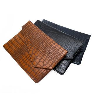 Croc-grain Clutch