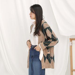 V-neck Loose-fit Argyle Cardigan