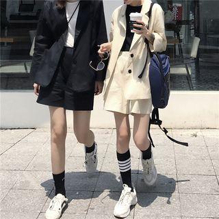 Buttoned Blazer / Short Pants