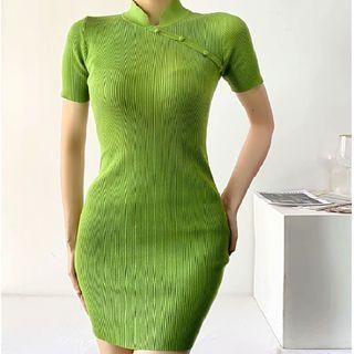 Short-sleeve Plain Knit Mini Qipao Dress