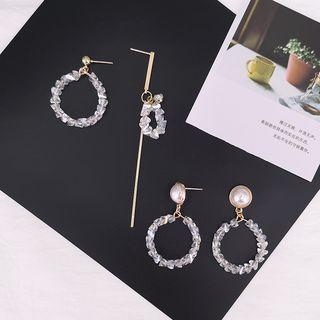 Non-matching Faux Pearl Mini Hoop Earring