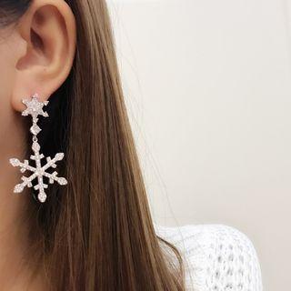 Snow Flake Earring / Clip-on Earring