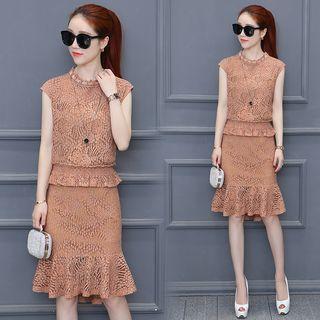 Set: Cap-sleeve Lace Top + Lace Skirt