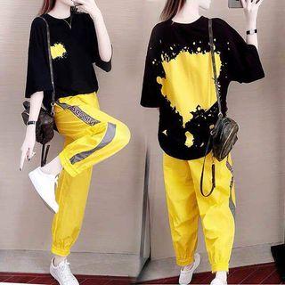 Set: Elbow-sleeve Splatter Print T-shirt + Lettering Sweatpants
