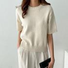 Short-sleeve Cable-knit Back Top