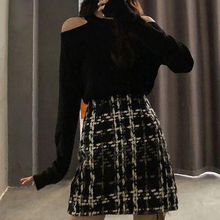 Cutout Shoulder Long-sleeve Knit Top / Tweed A-line Skirt