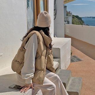 Diagonal-zip Padded Vest