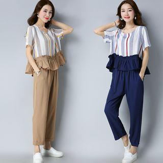 Set: Short-sleeve Frill-trim Top + Cropped Pants