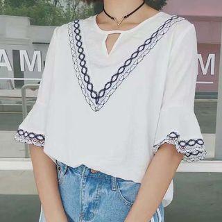 Lace Trim Elbow-sleeve Blouse