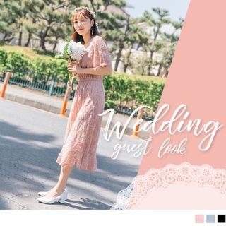 Ruffle Hem Short-sleeve Lace Midi Dress