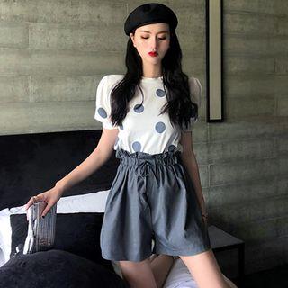 Dotted Short-sleeve T-shirt / Wide-leg Shorts