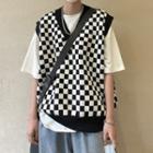 V-neck Checkered Knit Vest