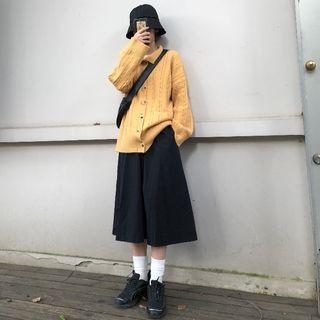 Button-down Loose-fit Knit Top / A-line Skirt