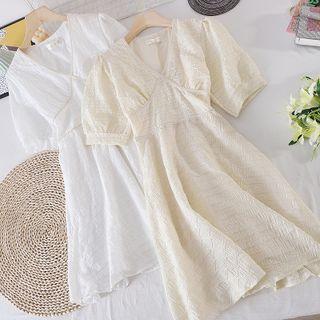 V-neck Ruched Puff-sleeve Plain Dress