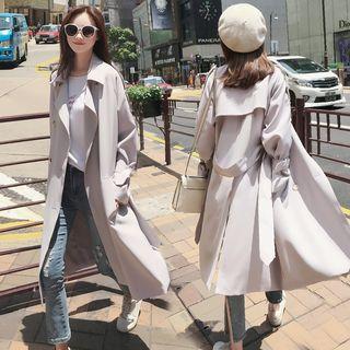 Loose-fit Buttoned Trench Jacket
