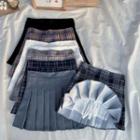 Inset Shorts Plain / Plaid Pleated Skirt
