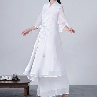 3/4-sleeve Embroidered Hanfu Midi Dress