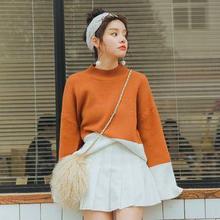 Two-tone Mock-neck Wide-sleeve Sweater