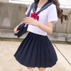Sailor Collar Short-sleeve Top / Pleated Mini A-line Skirt